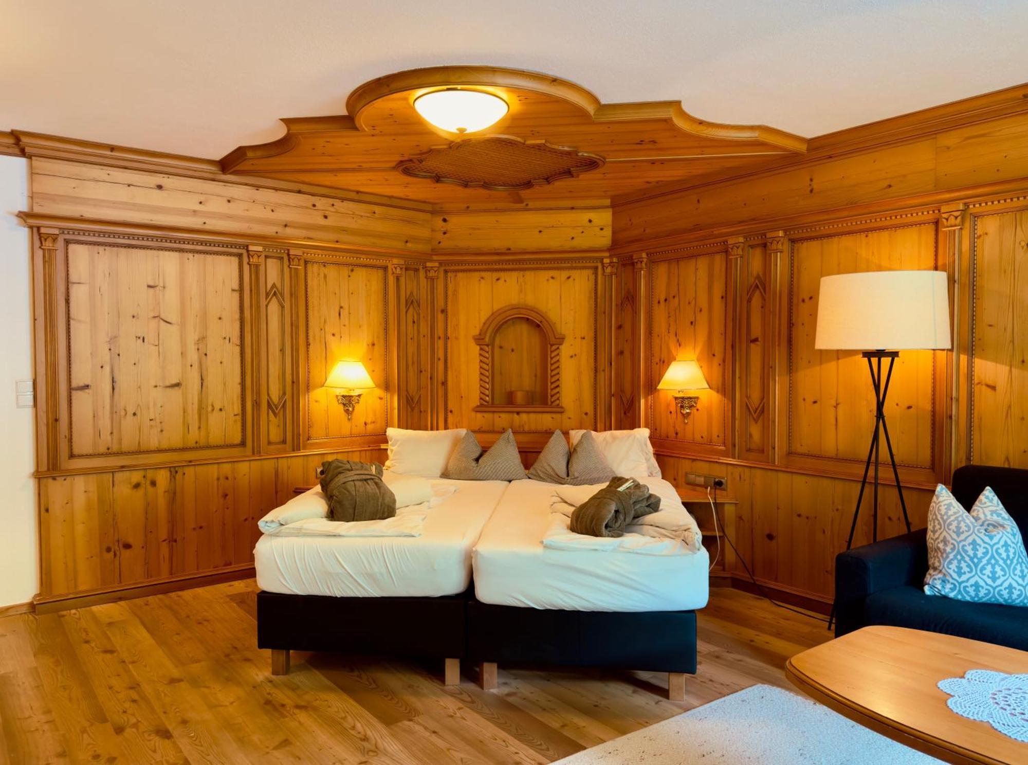 Natur-&Wanderhotel Tuxertal Eksteriør billede