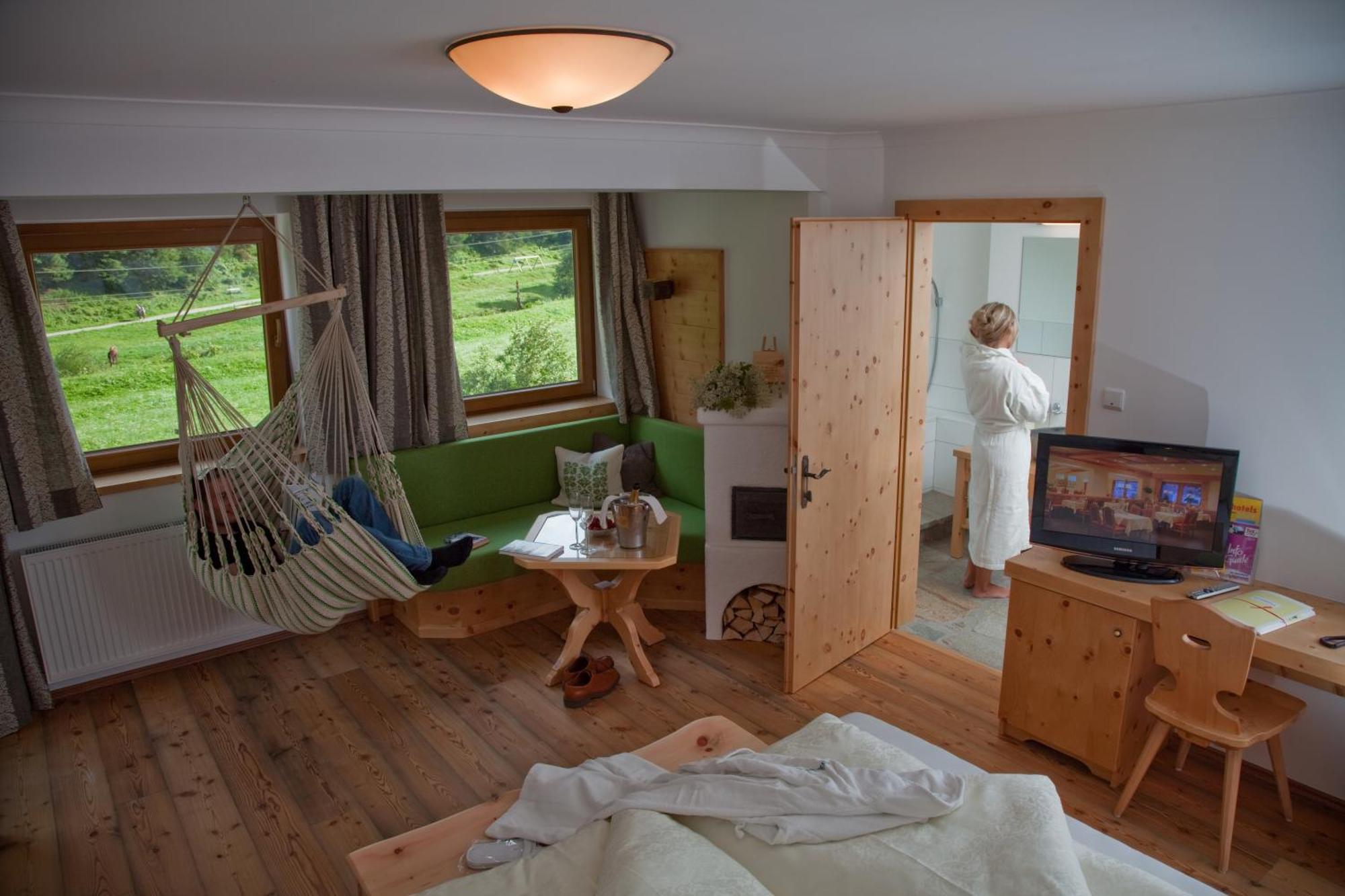 Natur-&Wanderhotel Tuxertal Værelse billede