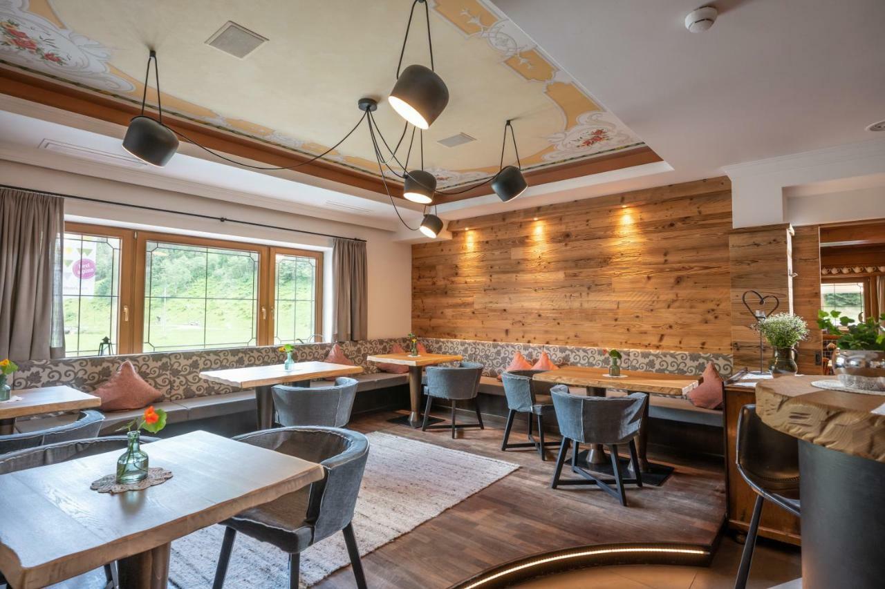 Natur-&Wanderhotel Tuxertal Eksteriør billede