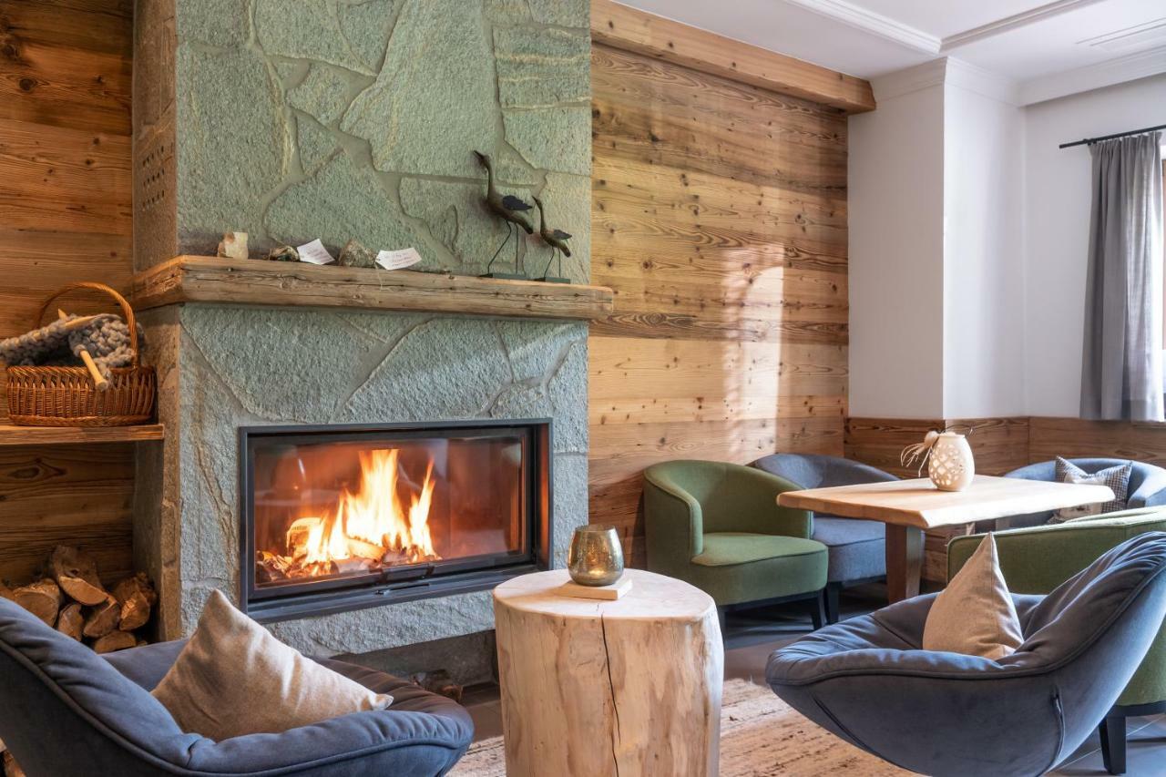 Natur-&Wanderhotel Tuxertal Eksteriør billede